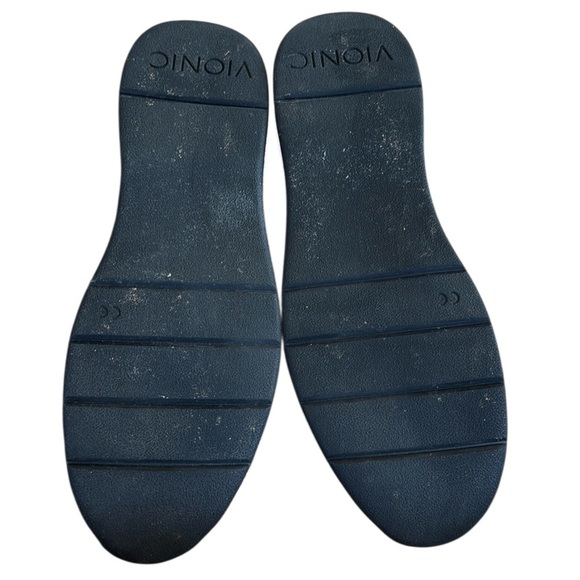 EUC Vionic Leather Cameo Slip-On Sneakers Wine Camo Size 11 Retail $129 - Picture 8 of 9